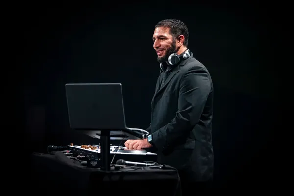 DJ RE-SOUND – Professioneller Event-DJ Kassel Portrait